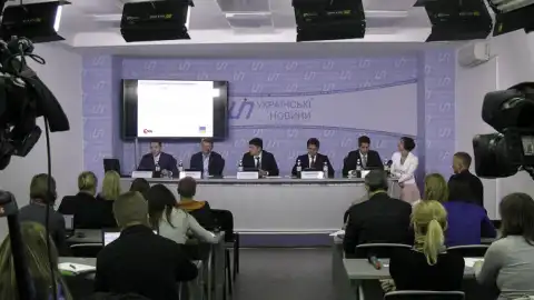 Прес-конференція: "Кібершахрайство у сфері електронних платежів та карткових розрахунків: проблема в Україні та світі"
