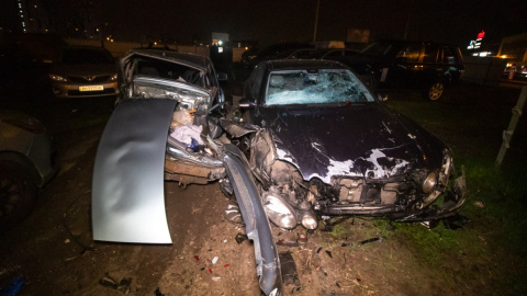 П'яний водій Mercedes розгромив 7 автомобілів на стоянці в Києві