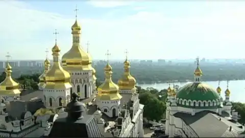 Пасха на "Интере": схождение Благодатного огня, праздничное богослужение и слово Предстоятеля
