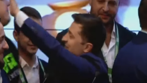 Відео дня: реакція Зеленського на результати exit-poll