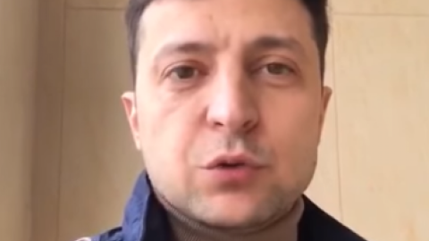 Дебати 19-го – справи щодня: Зеленський обізвав Порошенка шоуменом