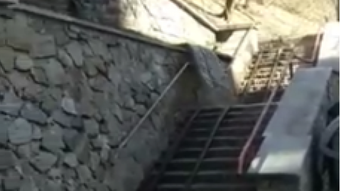 "Водоспад" в Києві. Скріншот відео.