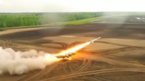 Російські ракети "земля-повітря" для зенітно-ракетного комплексу "Печора". Скріншот відео.