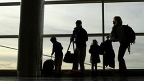 К настоящему моменту ребенок уже воссоединился со своей семьей в Манчестере.