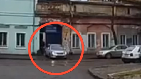 Скріншот відео.
