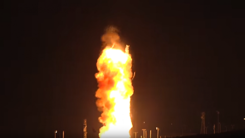 Військові США опублікували видовищне відео випробувань балістичної ракети часів "Холодної війни"
