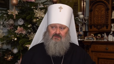 Намісник Лаври заявив, що після його проклять померли чотири людини. Скріншот: YouTube/wаtch?v=bIu7mDrAX6k