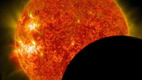 NASA впервые проведет прямую трансляцию полного солнечного затмения. Фото: nasa.gov