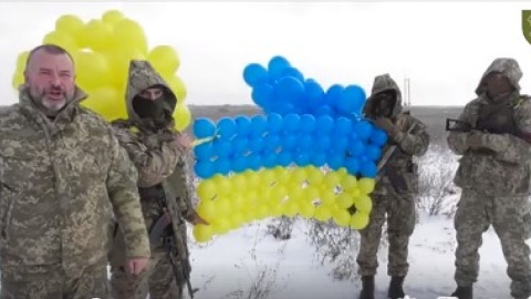 Прапор України піднявся в небо над окупованими територіями Донбасу 