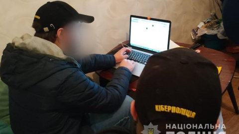 Для отримання доступу до рахунків і облікових записів хакери використовували шкідливе програмне забезпечення. Фото: npu.gov.