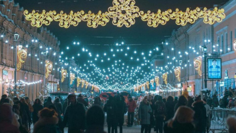 Как прошло открытие новогодней елки на Контрактовой площади: самые яркие фото