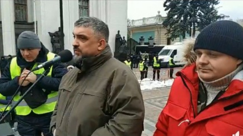 "Євробляхери" вирішили розблоковувати дороги і переформатуватися