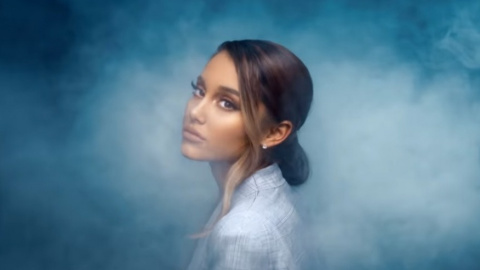 Також відеокліп зібрав майже 65 тис. коментарів. Скріншот youtube/Ariana Grande