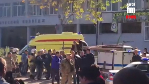 Видео дня: первые кадры с места взрыва в колледже Керчи