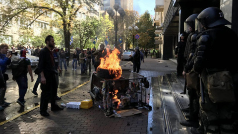 Акція проходить в знак протесту у зв'язку з видачею Росії уродженця Інгушетії Тимура Тумгоєва. Фото: "Громадське"