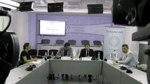 28.08.18 11:00 Круглый стол: "Что произойдет с гривной осенью?"