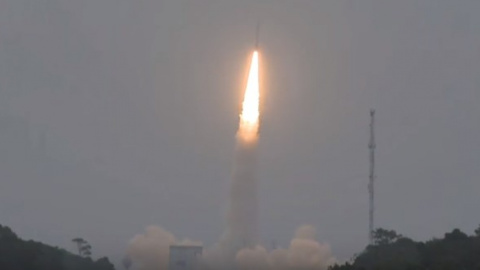 Європейське космічне агентство запустило ракету-носій Vega з українським двигуном
