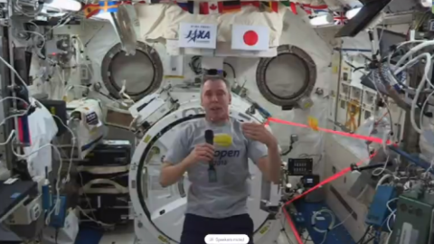 На МКС вперше в історії астронавти NASA зіграли в теніс