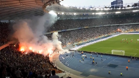 "Динамо" обіграло "Шахтар". Скріншот відео НСК "Олімпійський"