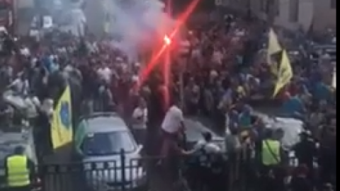 Водії "єврономерів" запалили фаєри в центрі Києва