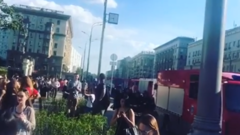 У Москві загорівся величезний торговий центр: не включилася пожежна тривога