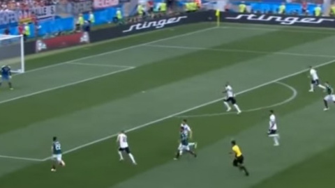 Німеччина програла Мексиці. Скріншот відео football.ua