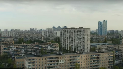 Гай Річі зняв ролик про майбутнє російського футболу для ЧС-2018 в Києві на Оболоні