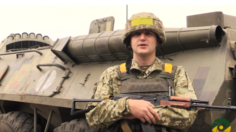 Українські бійці привітали своїх матусь з Днем Матері