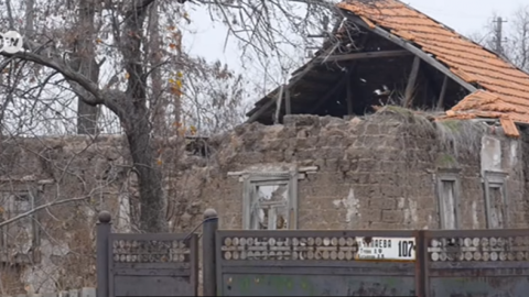 На Донбасі 200 тисяч школярів змушені вчитися на фоні бойових дій, - ЮНІСЕФ