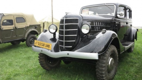 Відео дня: на фестивалі OldCarLand у Києві презентували унікальний автомобіль часів Другої світової
