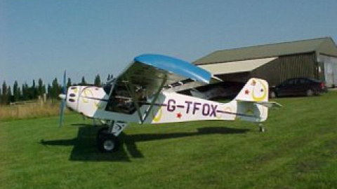 В одномісному літаку Kitfox Model 2 не було радіоприймача.