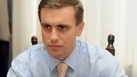 Костянтин Єлісєєв