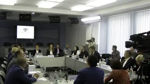 Круглый стол: "2 года "реформ" в банковском секторе: оценка банкиров и участников рынка"