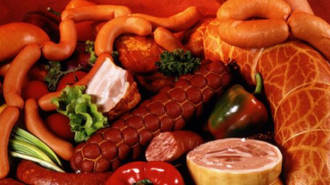 ​Стало известно, где перед Пасхой можно недорого купить мясо