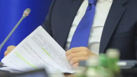 Уряд тисне на середній клас, який і привів його до влади. Експерти про податкові ініціативи Яценюка.