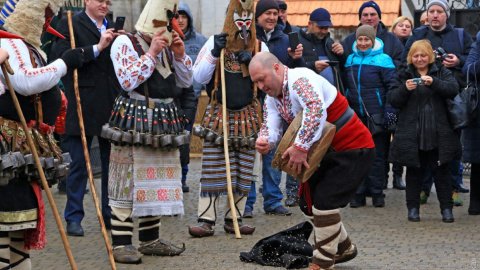 Стародавнє виноробне свято обрізання лози в Болграді. Фото: Думська