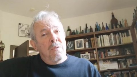 Прямой дорогой в рай: Макаревич написал ироничную песню на выступление Путина 
