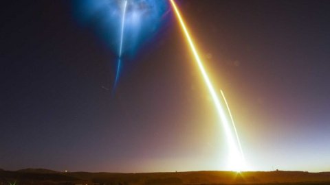 Компания SpaceX в 30-й раз успешно посадила первую ступень ракеты Falcon 9