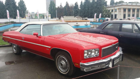 У Києві проходить фестиваль раритетних авто. Фото: Facebook/Old Car Land