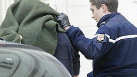 Під час затримання Жан-Пьєра Трейбера у 2004 році.