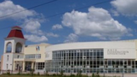 Единственную в Симферополе украинскую гимназию почти полностью переведут на русский
