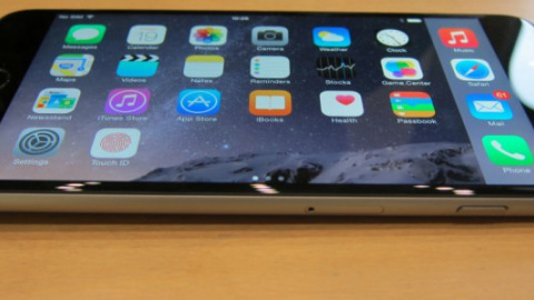 ​Американец предложил обменять двухэтажный дом на iPhone 6