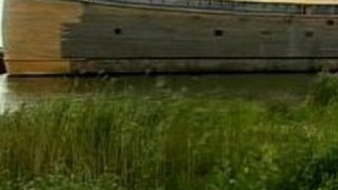Зі слів Хойберса, головним джерелом інформації для нього стала Біблія.