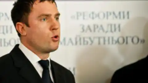 Ігорю Рибакову доведеться тримати баланс.