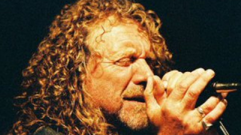 Роберт Плант прославився, насамперед, як учасник групи Led Zeppelin.
