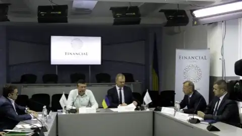 10.10.17 11:00 Круглый стол: "Кредитная карта: преимущества и "подводные камни"