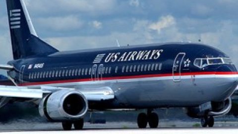 US Airways не змогла запропонувати американцю запасне місце.