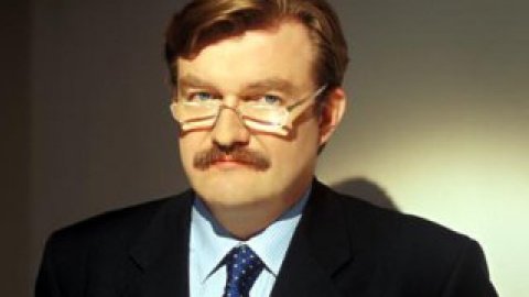 Ведучий програми – Євген Кисельов.
