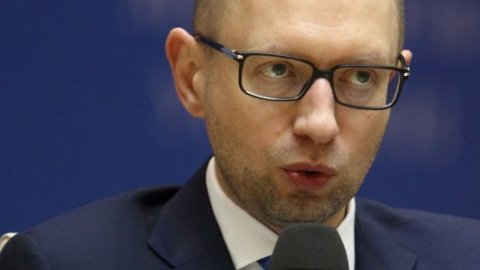 ​Курьез. В Facebook набирает популярность пост Арсения Яценюка … двухлетней давности (фото)