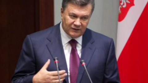 Президент допустил ошибку на встрече с Коморовским.
